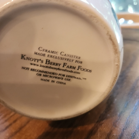 Knott’s Berry Farm Fruit Motif Ceramic Kitchen Canister - Picture 5 of 5